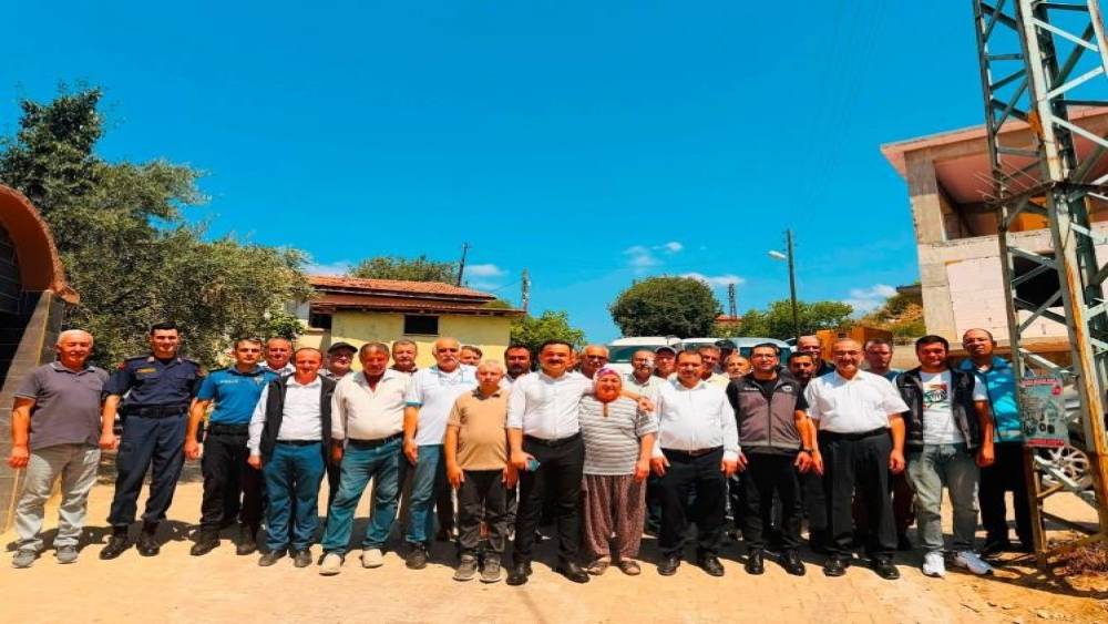 Kaymakam Titiz k&ouml;ylerde vatandaşlarla bir araya geldi
