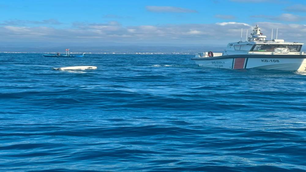 Balık tutmak i&ccedil;in a&ccedil;ıldıkları denizde dron buldular
