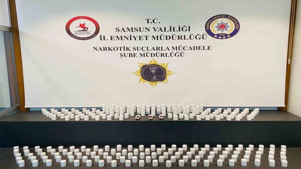 Samsun&rsquo;da 10 bin 104 sentetik ecza hap ele ge&ccedil;irildi
