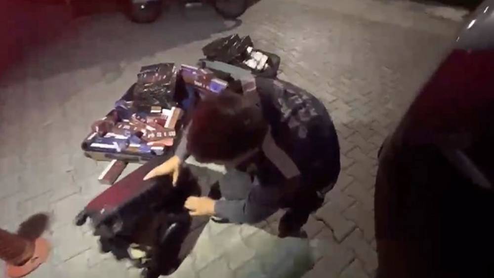 Samsun&rsquo;da ka&ccedil;ak t&uuml;t&uuml;n mamulleri operasyonu: 2 g&ouml;zaltı
