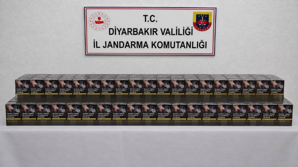 Diyarbakır&rsquo;da &ccedil;ok sayıda g&uuml;mr&uuml;k ka&ccedil;ağı &uuml;r&uuml;n ele ge&ccedil;irildi
