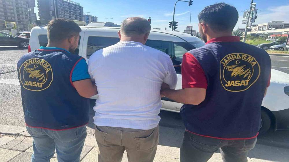 Diyarbakır&rsquo;da haklarında kesinleşmiş hapis cezası bulunan 86 kişi yakalandı
