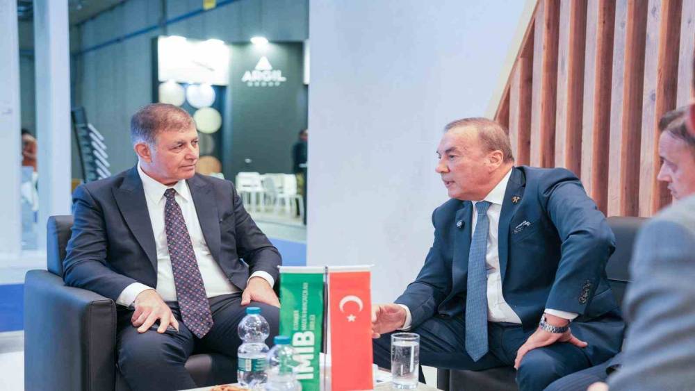 Başkan Tugay&rsquo;dan İtalya&rsquo;da Marble İzmir temasları
