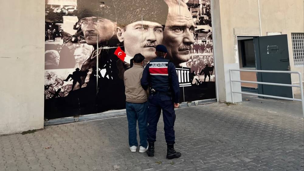 Manisa&rsquo;da 78 yıl hapisle aranan firari yakalandı
