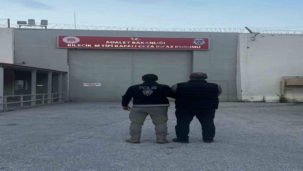 Uyuşturucu satıcısı yakalandı
