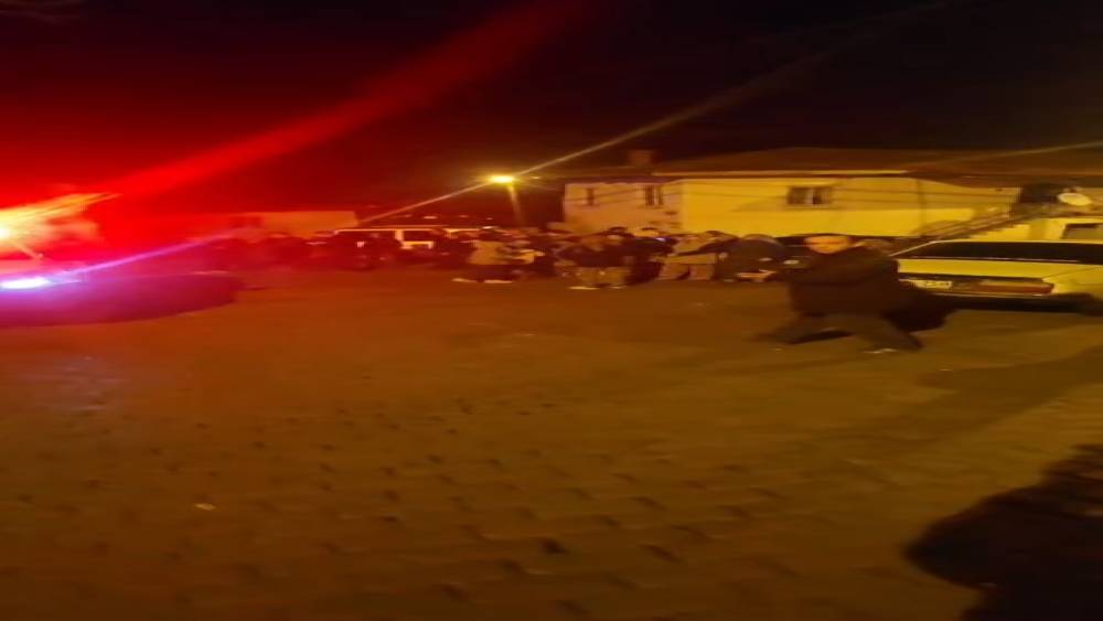 Merkez &uuml;ss&uuml; Işıklar Mahallesi&rsquo;nde deprem tedirginliği
