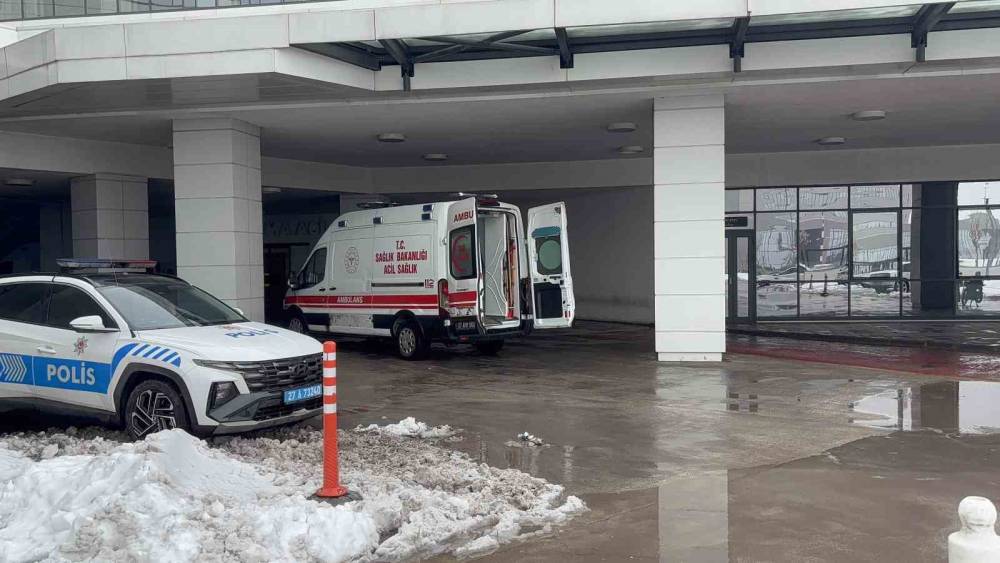 Gaziantep&rsquo;te vahşet: Eski eşini kezzapla ağır yaraladı
