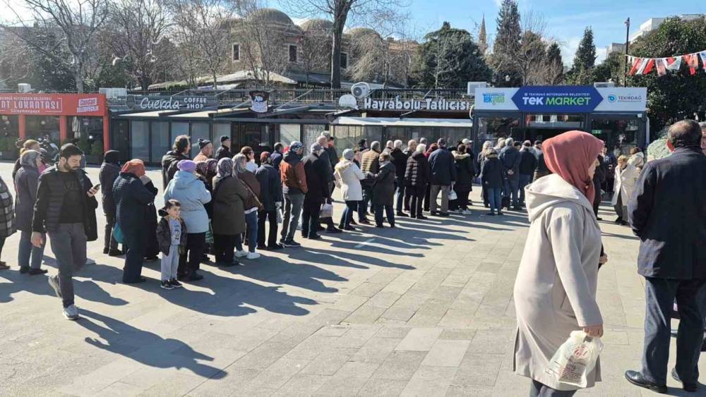 Tekirdağ B&uuml;y&uuml;kşehir Belediyesinin uygun fiyatlı et satışı yoğun talep g&ouml;r&uuml;yor
