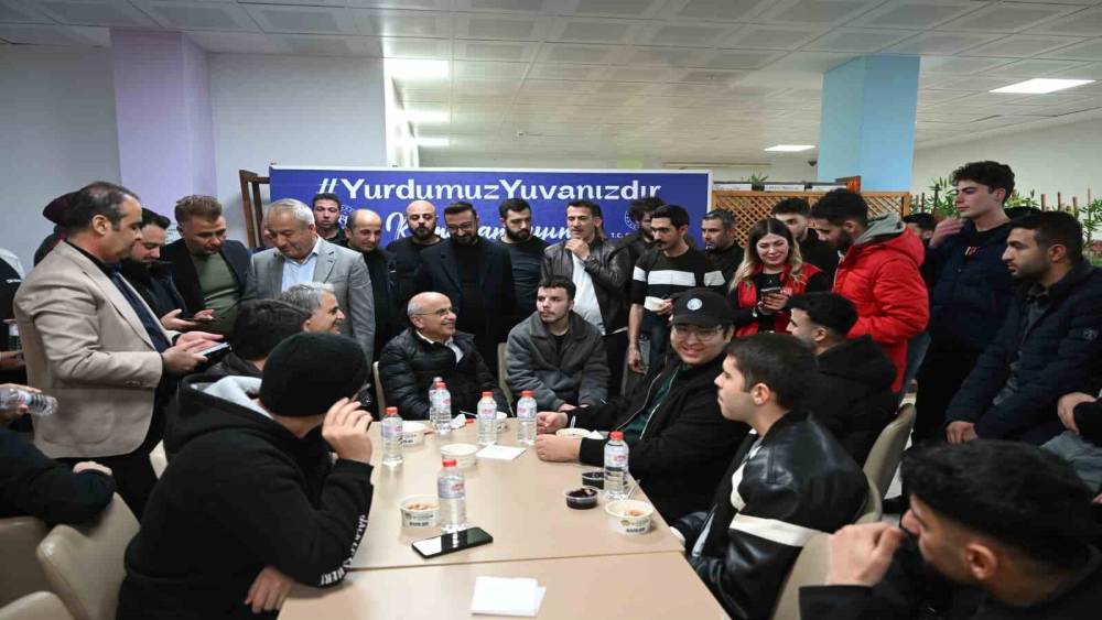 Başkan Er: "Malatya&rsquo;yı sporla, k&uuml;lt&uuml;rle, sanatla ve eğitimle b&uuml;y&uuml;tmeye devam edeceğiz"
