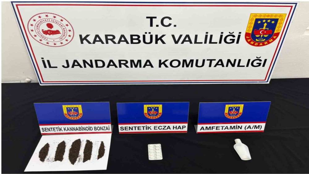 Karab&uuml;k&rsquo;te ka&ccedil;ak&ccedil;ılık ve uyuşturucu operasyonu: Jandarmadan iki ayrı darbe
