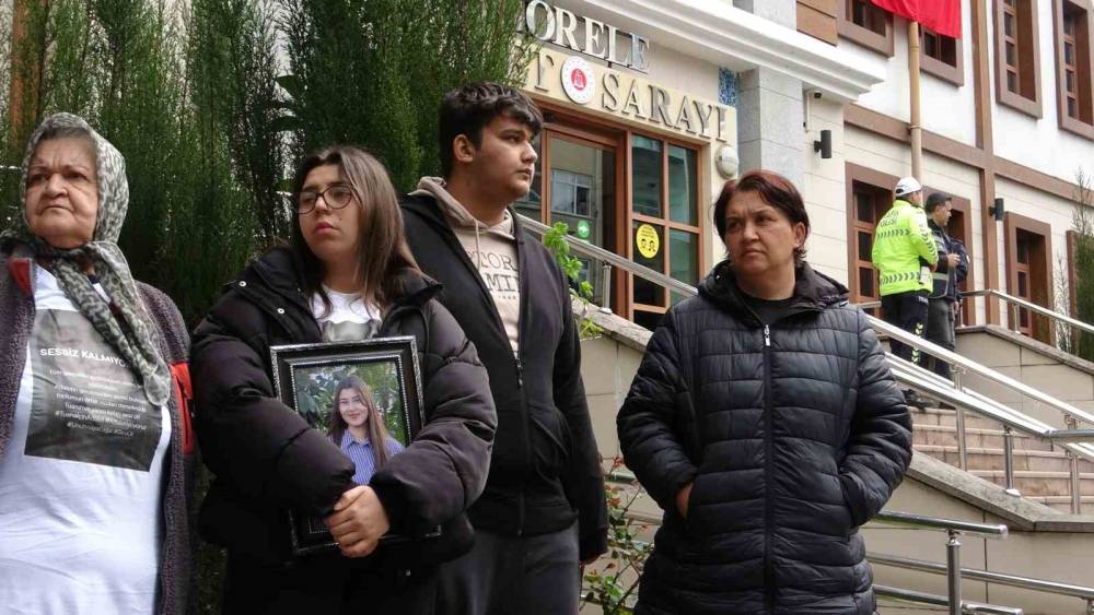 CHP&rsquo;li G&ouml;rele eski Belediye Başkanı Hasbi Dede&rsquo;nin taciz davasında duruşma 30 Nisan&rsquo;a ertelendi
