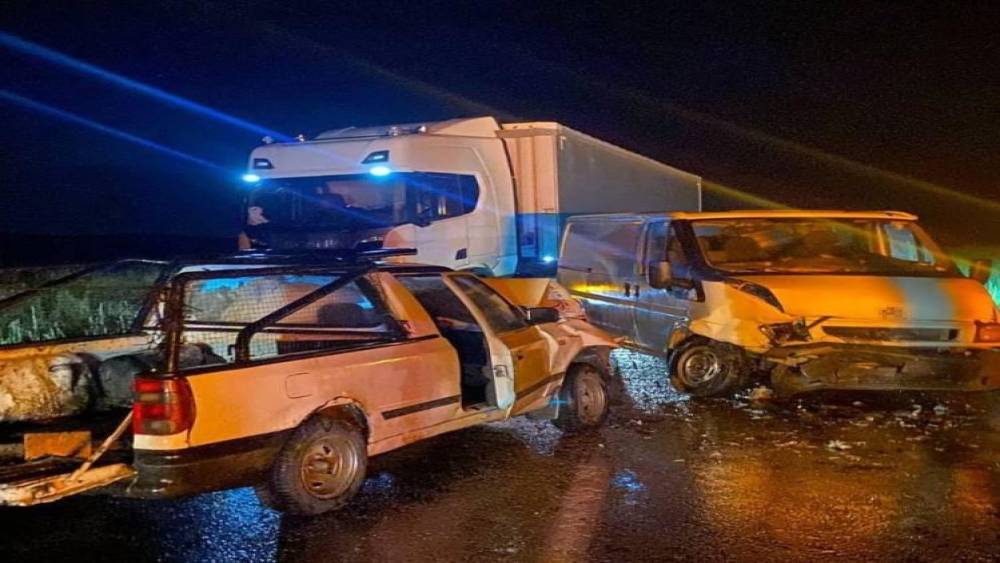 Yozgat&rsquo;ta pikap ile minib&uuml;s &ccedil;arpıştı: 1 kişi hayatını kaybetti
