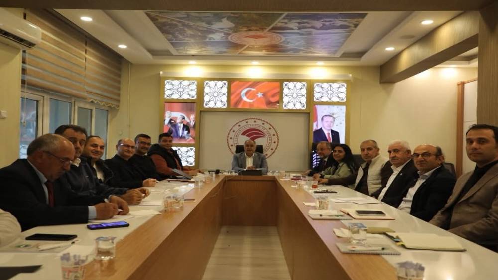 Elazığ&rsquo;da meyvecilik sekt&ouml;r&uuml; masaya yatırıldı
