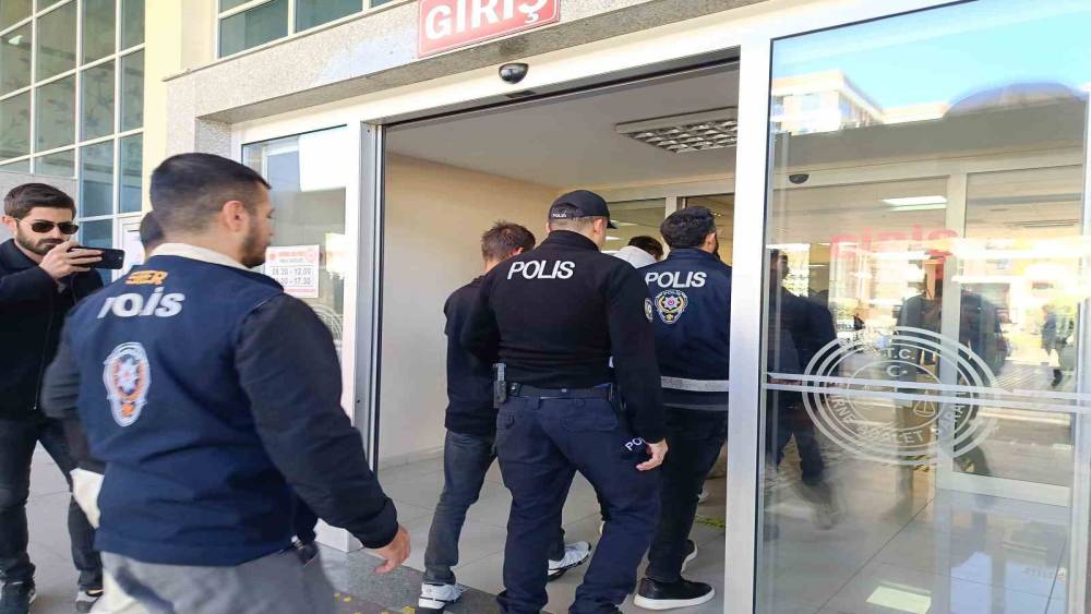 Edirne&rsquo;de 274 milyon liralık yasa dışı bahis operasyonu: 7 ş&uuml;pheli adliyede
