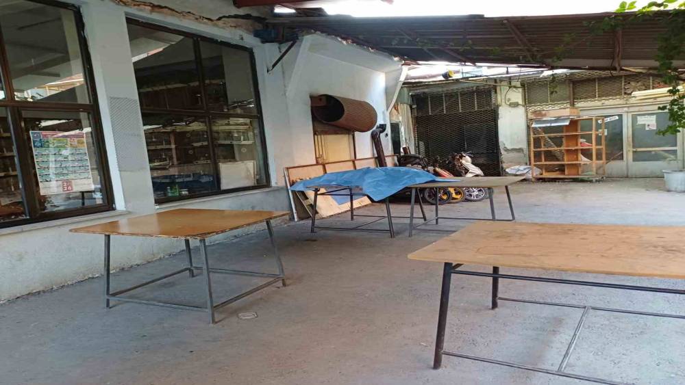 Manisa&rsquo;da kahvehanede bir kişinin &ouml;l&uuml;m&uuml;yle ilgili 2 ş&uuml;pheli tutuklandı
