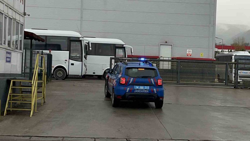 Gezer Fabrikası’nda işçiler iş bıraktı
