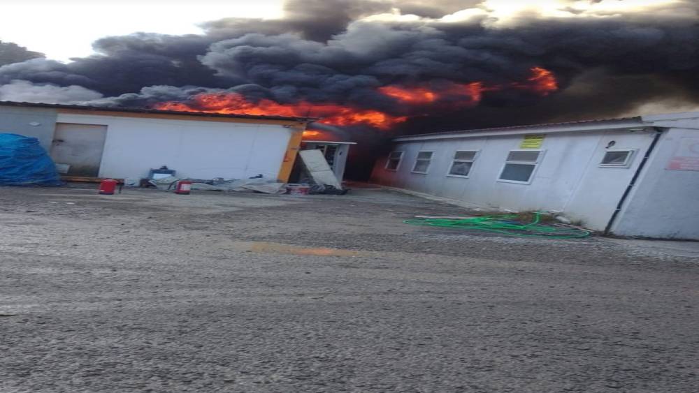 Rize’de şantiyede yangın
