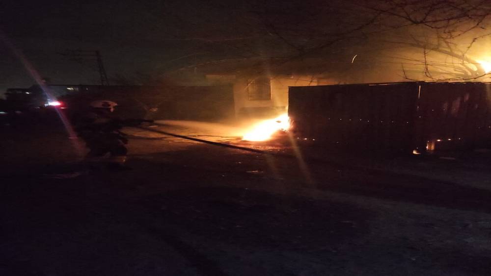 Arsuz&rsquo;da m&uuml;stakil evden alevler y&uuml;kseldi
