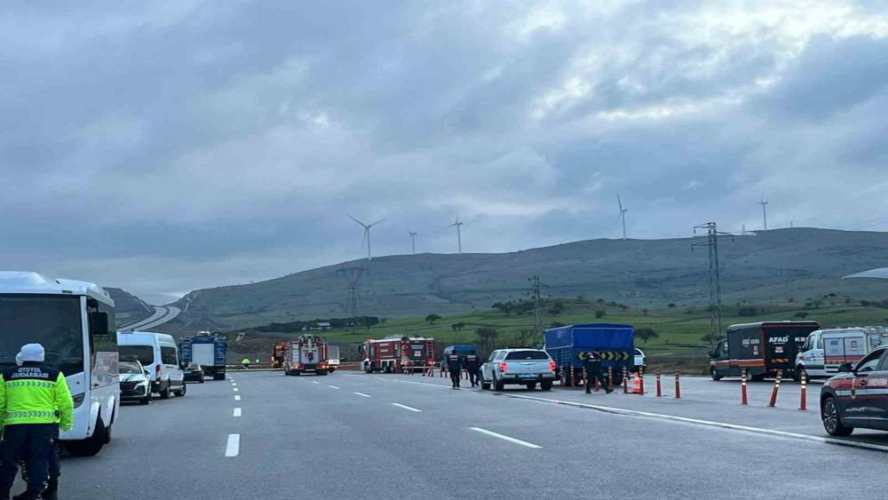 Balıkesir&rsquo;de F-16 u&ccedil;ağının d&uuml;şt&uuml;ğ&uuml; b&ouml;lgede &ccedil;alışmalar sabahın ilk ışıklarıyla devam ediyor
