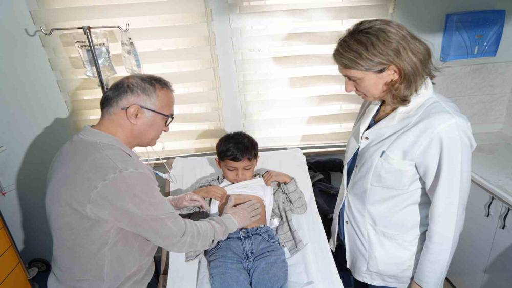 &Ccedil;ocuklarda nadir g&ouml;r&uuml;len diyafram fıtığı Samsun&rsquo;da ilk kez tedavi edildi
