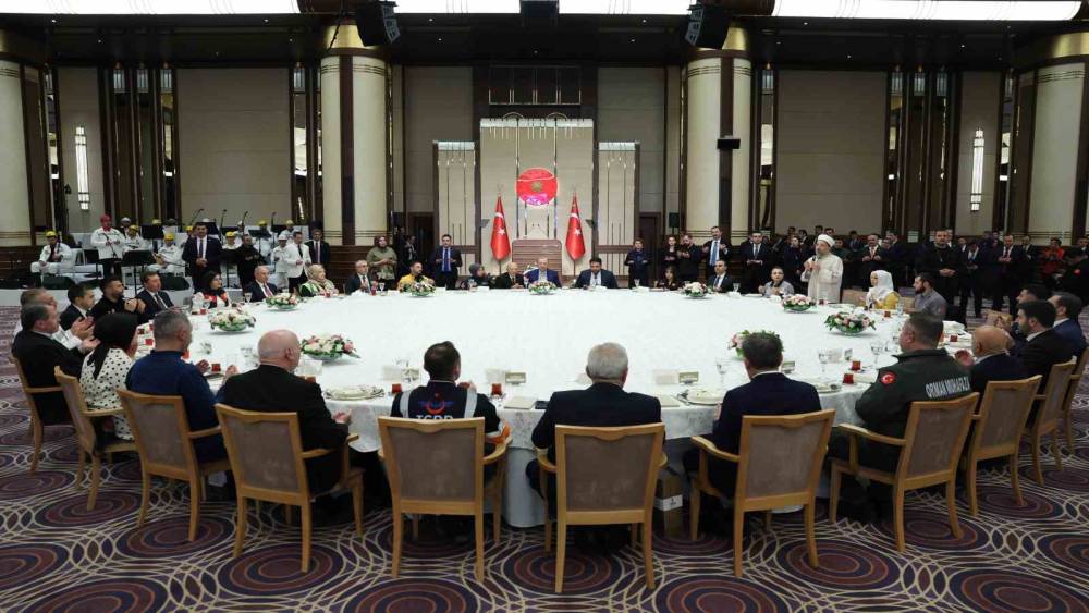 Cumhurbaşkanı Erdoğan: "Biz toplumun her kesiminin hak ve &ouml;zg&uuml;rl&uuml;klerini genişletmeye odaklanıyoruz"
