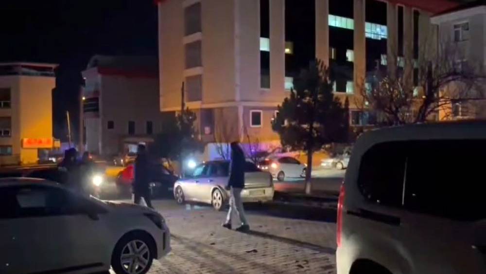 K&uuml;tahya&rsquo;da damat ile kayınpeder arasında silahlı kavga: 1 yaralı
