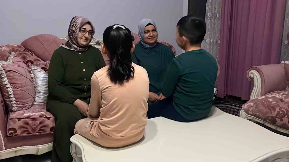 &Ouml;ğrencilere y&ouml;nelik kullanılan fır&ccedil;a sapı &lsquo;silah&rsquo; sayıldı
