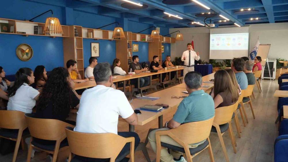 &rsquo;SKDM/CBAM S&uuml;recinde Firmalar İ&ccedil;in Riskler ve Uyum Hazırlıkları&rsquo; eğitimi yapıldı
