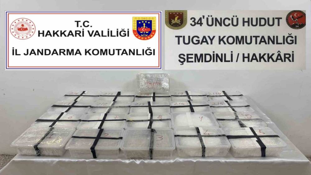 Hakkari&rsquo;de 2 &ccedil;uval uyuşturucu ele ge&ccedil;irildi
