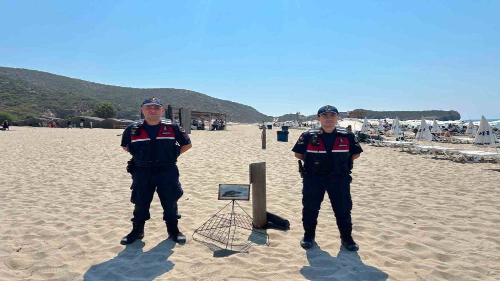 Kaş&rsquo;ta Caretta Caretta yuvalama alanları jandarma korumasında
