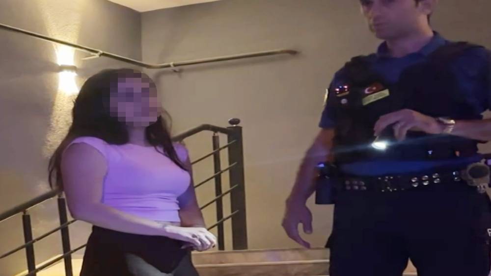 Sevgilisinin darbettiği gen&ccedil; kadın g&ouml;zyaşlarıyla polise sığındı
