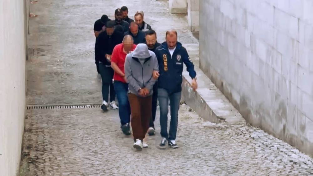 Edirne&rsquo;de 274 milyon liralık yasa dışı bahis operasyonunda 13 ş&uuml;pheli tutuklandı
