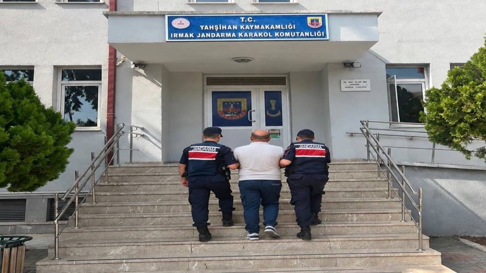 Kırıkkale&rsquo;de 3 yıl hapis cezasıyla aranan h&uuml;k&uuml;ml&uuml; yakalandı
