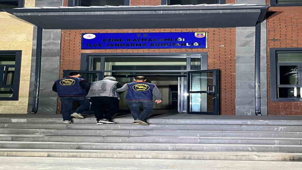 Çanakkale’de düzenlenen operasyonda 15 şüpheli tutuklandı
