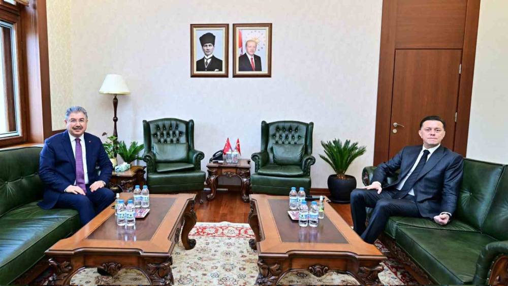 Milletvekili Hatipoğlu&rsquo;dan Vali Yılmaz&rsquo;a hayırlı olsun ziyareti
