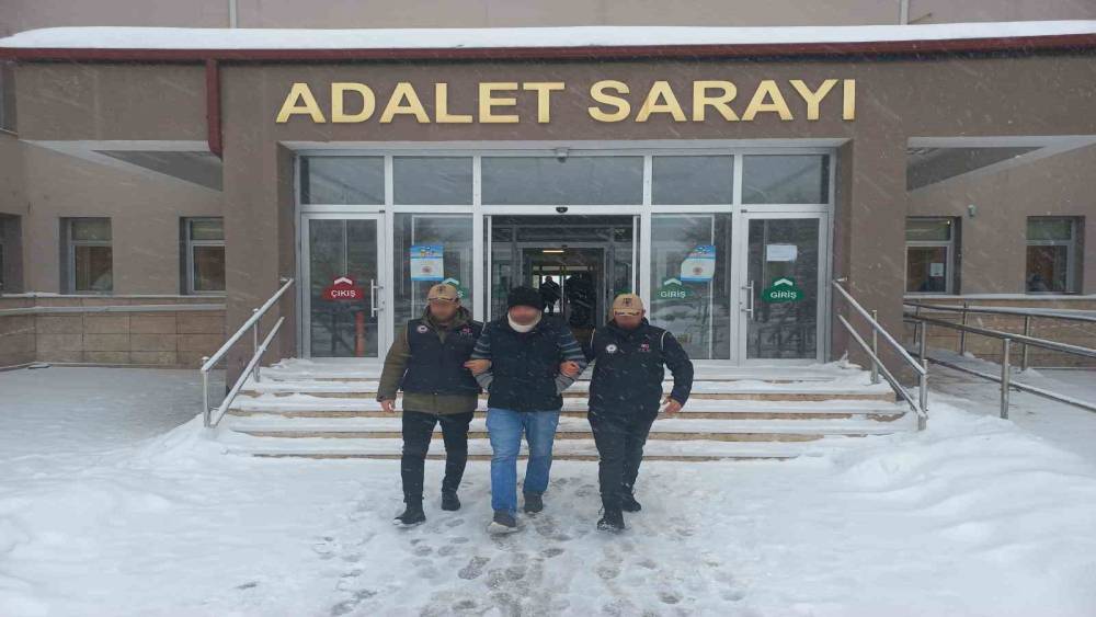 Sivas&rsquo;ta firari FET&Ouml; &uuml;yesi yakalandı
