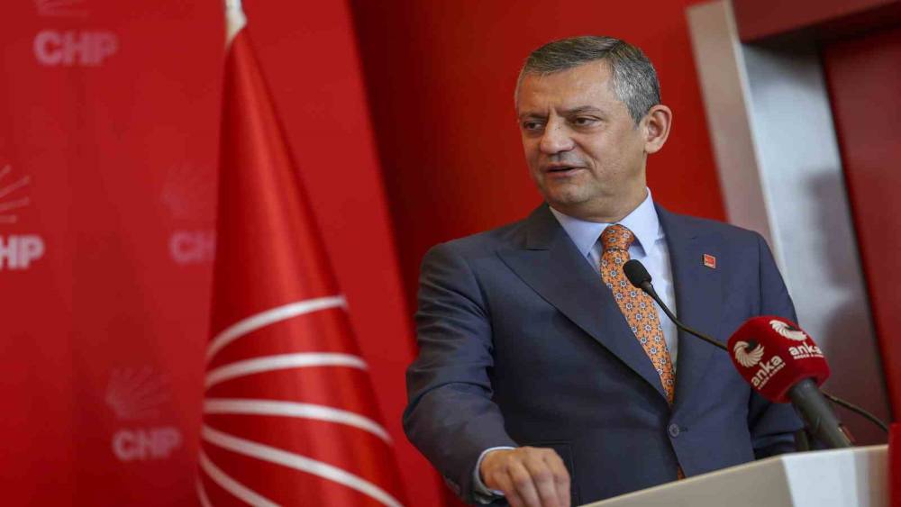 CHP Genel Başkanı &Ouml;zel ile Saadet Partisi Genel Başkanı Arıkan bir araya geldi
