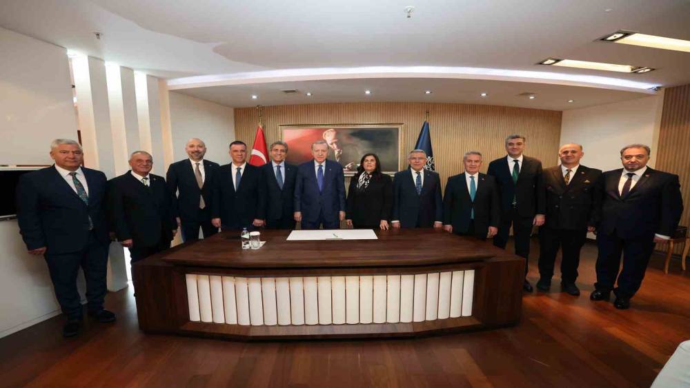 Başkan Arıkan: "Cumhurbaşkanımızla bir araya gelmek b&uuml;y&uuml;k onur"
