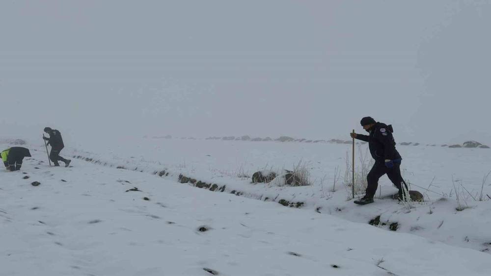 Diyarbakır&rsquo;da ekipler kayıp kadını bulmak i&ccedil;in seferber oldu
