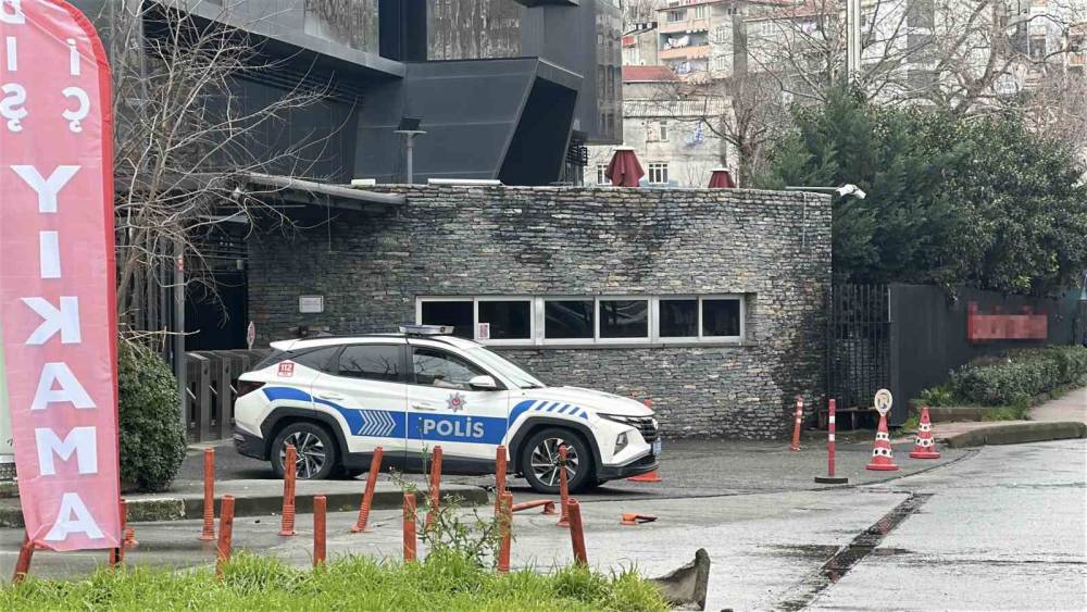 &Uuml;niversitede d&ouml;nem &ouml;devi tartışması kanlı bitti: 1 &ouml;ğrenci ağır yaralı
