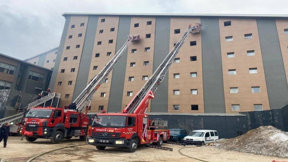 Uludağ&rsquo;daki otel yangını davasında ev hapsi kararı
