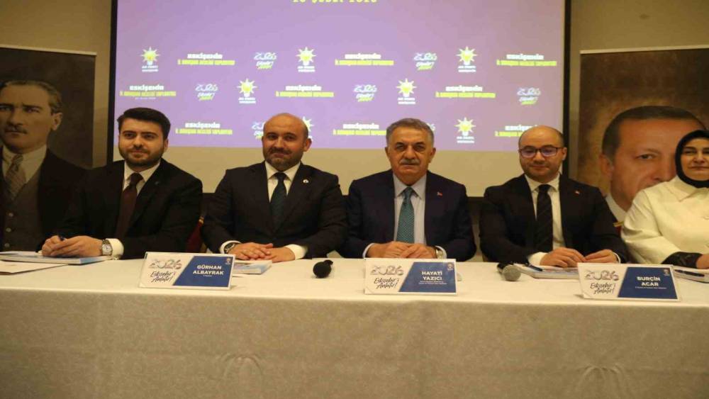 AK Parti İl Başkanı Albayrak: "Eskişehir i&ccedil;in ortaya koyduğumuz vizyonun sınırlarına CHP zihniyetinin hayalleri bile yetişemez"

