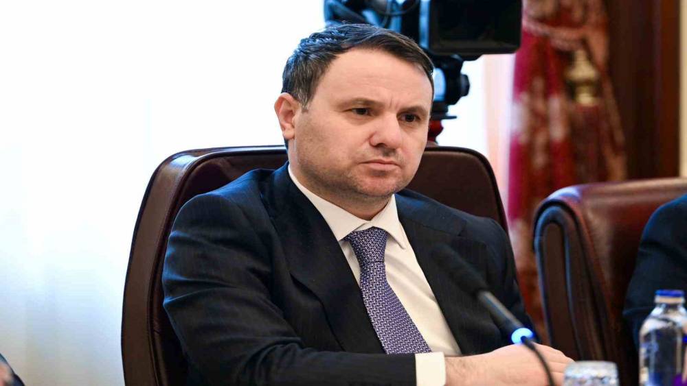 Bakan G&uuml;rlek, KKTC İ&ccedil;işleri Bakanı Oğuz ile bir araya geldi
