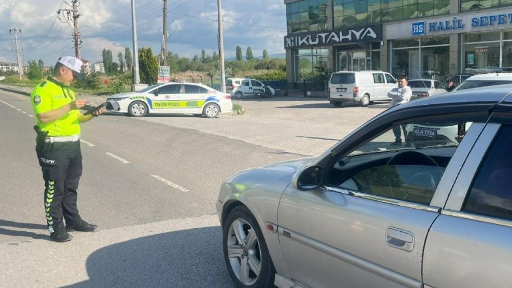 Bayram &ouml;ncesi sıkı trafik denetimi
