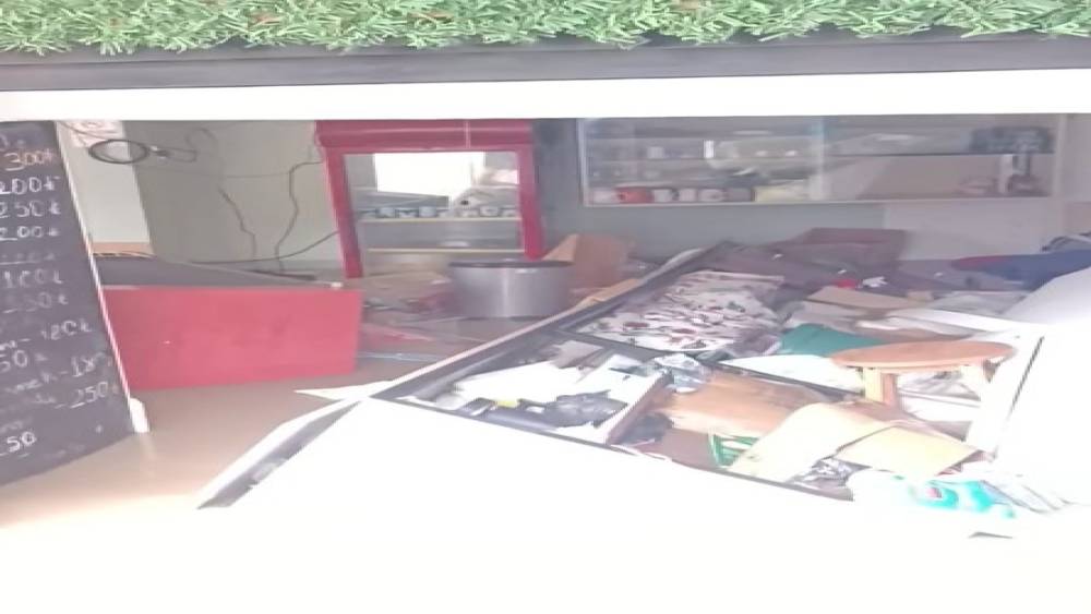 Kastamonu Valiliği: "150&rsquo;den fazla ev, iş yeri ve depoyu su basmış, bazı taşıtlar su birikintisinde kalmıştır"
