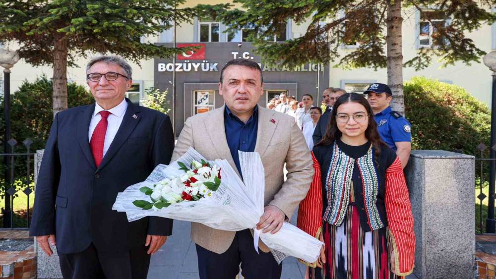 Vali S&ouml;zer&rsquo;den Kaymakam Helvacı&rsquo;ya iade-i ziyaret
