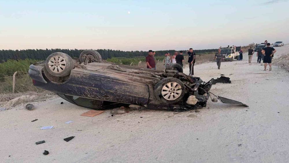Mersin&rsquo;de stabilize yolda otomobil takla attı: 1 &ouml;l&uuml;,1 yaralı
