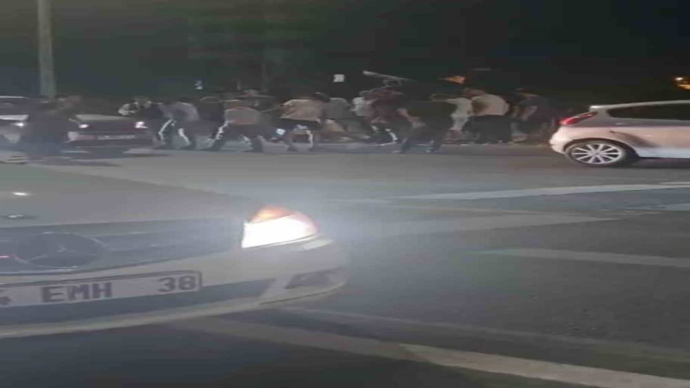 Bing&ouml;l&rsquo;de otomobil bisiklete &ccedil;arptı: 1 yaralı
