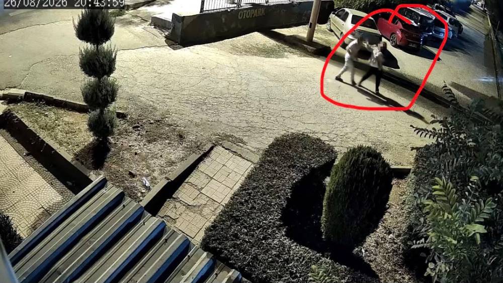 Kucağında &ccedil;ocuğuyla eşinin silahlı saldırısına uğrayan kadın hayatını kaybetti
