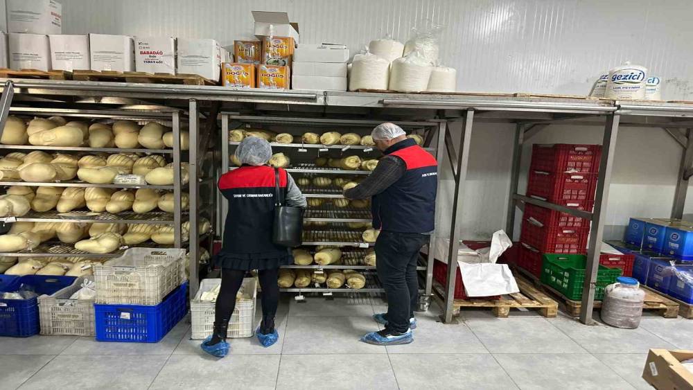 Gıda denetimlerinde "yaka kamerası" uygulamasına ge&ccedil;iliyor
